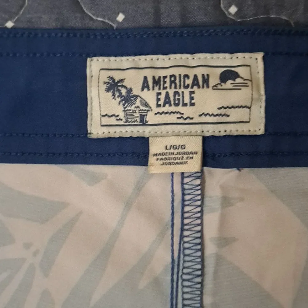 American Eagle pink and blue board shorts size large